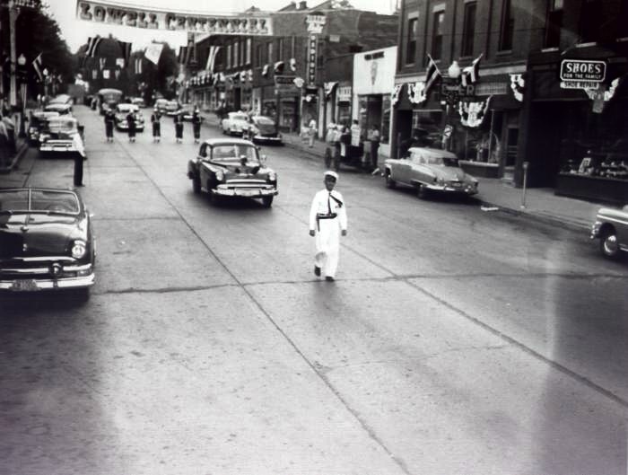 Sunday, Aug. 31, 1952. Archie Buckley , Lowell's deputy marshal, is in ...